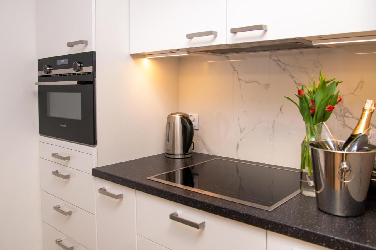 Maya'S Flats & Resorts 49 - Spacious 3 Rooms Apartment In Szafarnia Gdansk Gdańsk Exterior foto