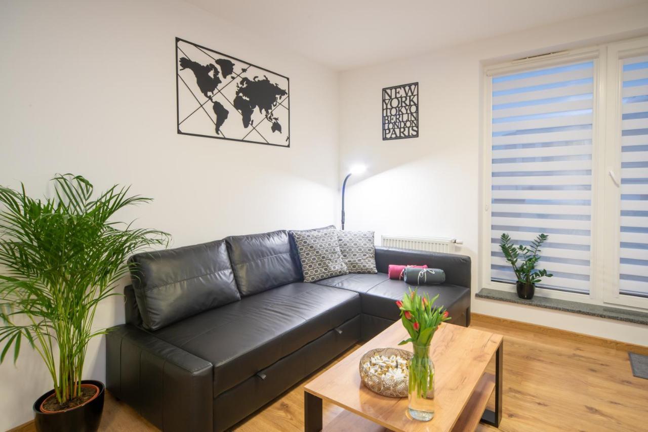 Maya'S Flats & Resorts 49 - Spacious 3 Rooms Apartment In Szafarnia Gdansk Gdańsk Exterior foto